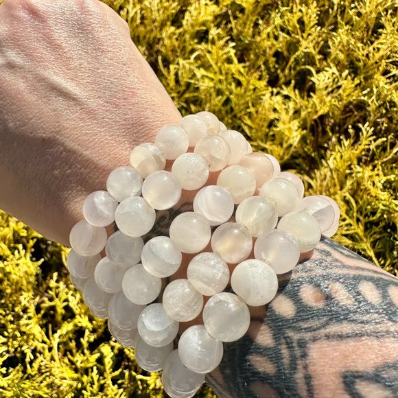 10mm Pink Mangano Calcite Beaded Bracelet - *UV Reactive* - Picture 4 of 10